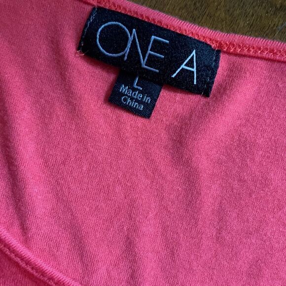 One A top - Picture 5 of 5